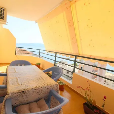Familiar Apartment! Unwind With & Sea Views! Apartament *