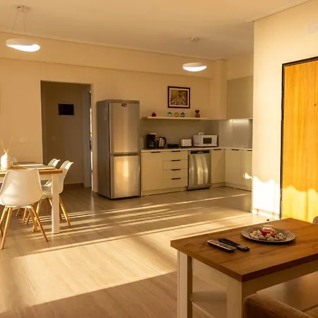 Familiar Apartment! Near The Sea! Free Parking! Apartman *