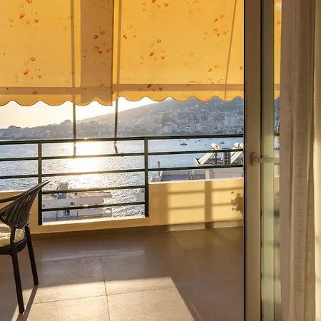 Familiar Apartment! Near The Sea! Free Parking!