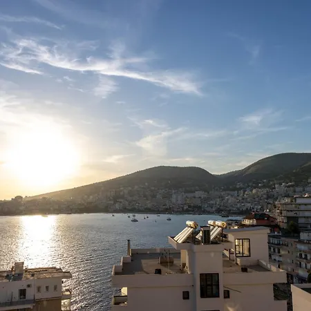 Familiar Apartment! Near The Sea! Free Parking! *